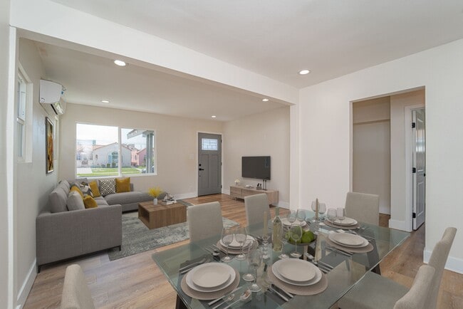 Photo - 7420 S Hobart Blvd Unit 7420