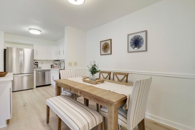 Photo - 1107 Duncan Cir