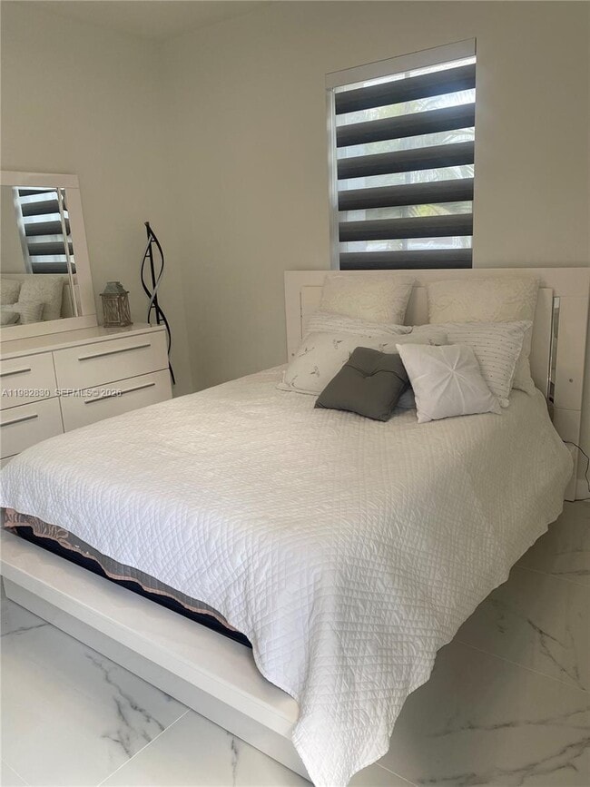 Building Photo - 16930 SW 289th Ter Unit 0