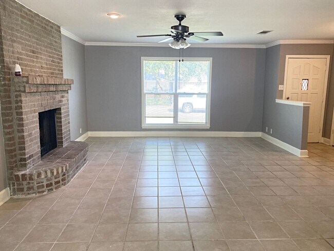 Photo - 3065 Willow Pl