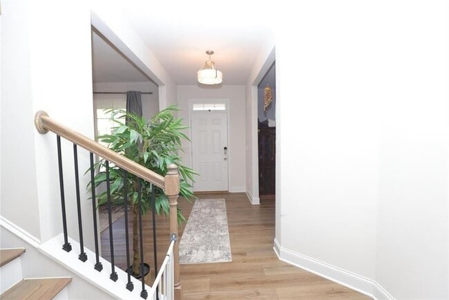 Photo - 451 Carmichael Cir