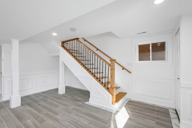 Photo - 3934 N Sawyer Ave Unit B