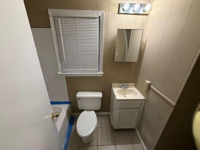 Photo - Cozy 3 Bed, 1 Bath Single Family Home in Montgomery, AL - $995/mo