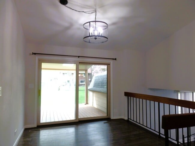 Photo - 5910 Bradley Ct N