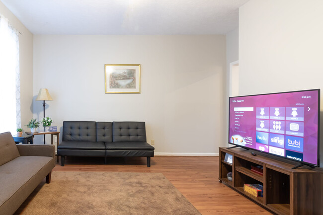Building Photo - 701 2nd Ave Rental