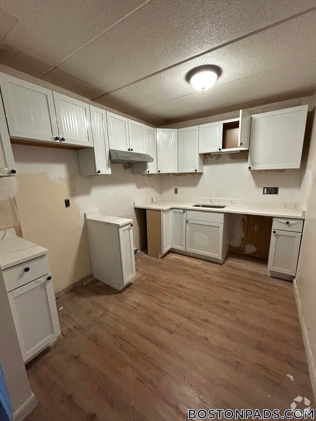 Building Photo - 30 Normandy Ave Unit 208 Rental