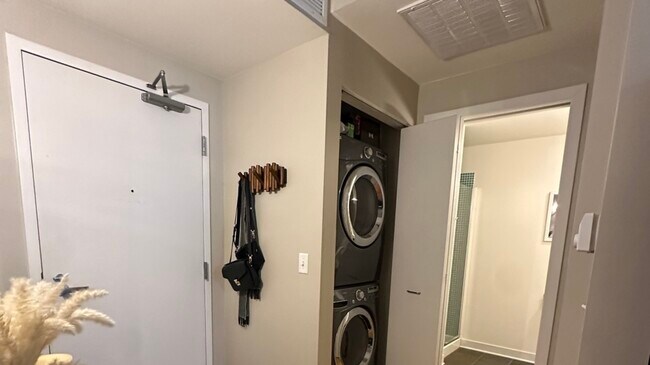 Photo - 660 W Wayman St Unit 507