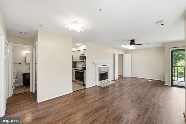 Photo - 13408 Shady Knoll Dr