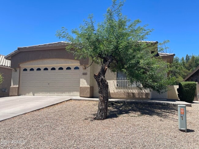 Building Photo - 844 S Roca Ct