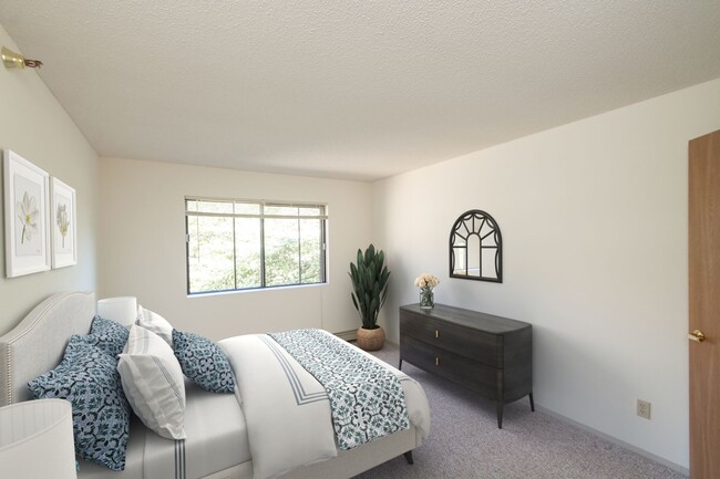 Photo - Brighton Pond Apartments