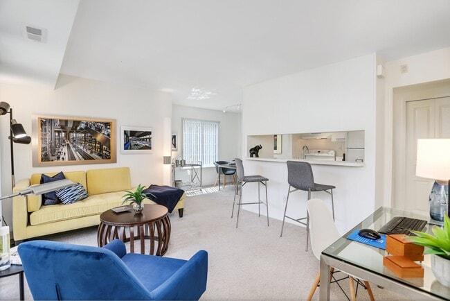 Photo - Saddle Creek Apartments