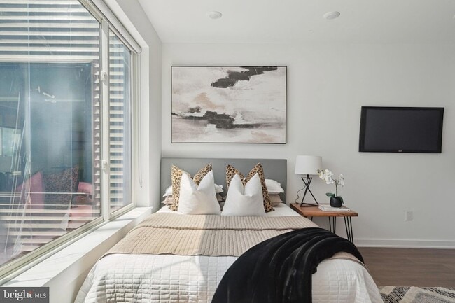 Photo - 5904 Germantown Ave Unidad 204