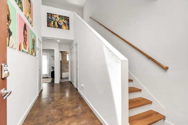 Photo - 1806 Drew St