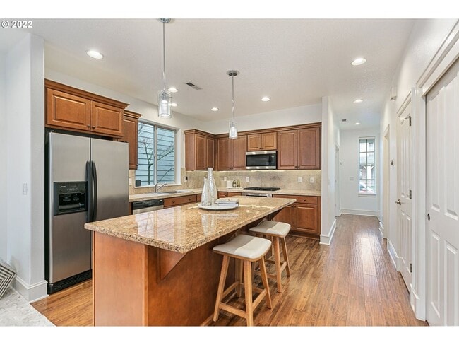 Photo - 17335 SW Montague Way