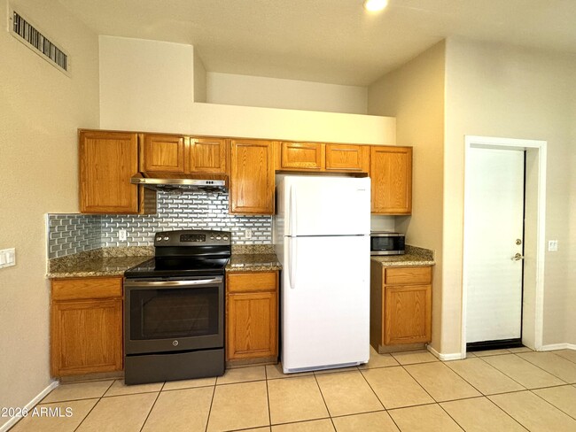 Photo - 629 N Kenneth Pl