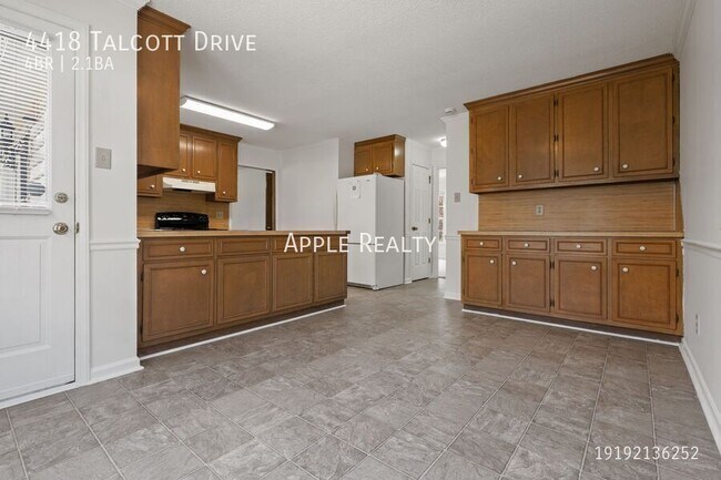 Photo - 4418 Talcott Dr