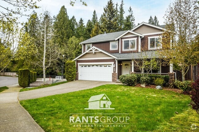 Building Photo - Spacious and Versatile Home in Sought-Afte...