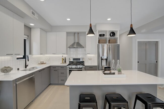 Building Photo - 3630 Colfax Ave South