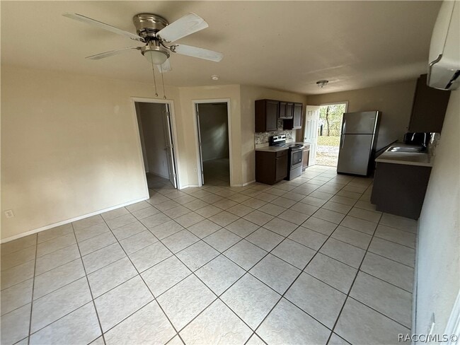 Photo - 3550 Viaduct Ln