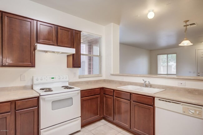 Photo - 3019 S 101st Ave