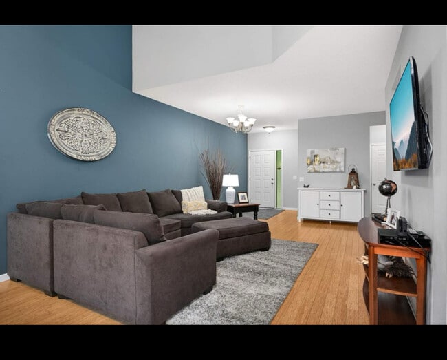 Photo - 6715 158th St W