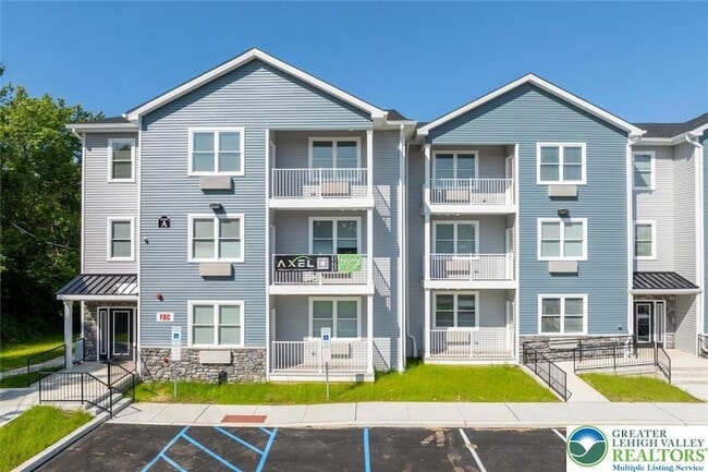 Photo - 948 N Front St