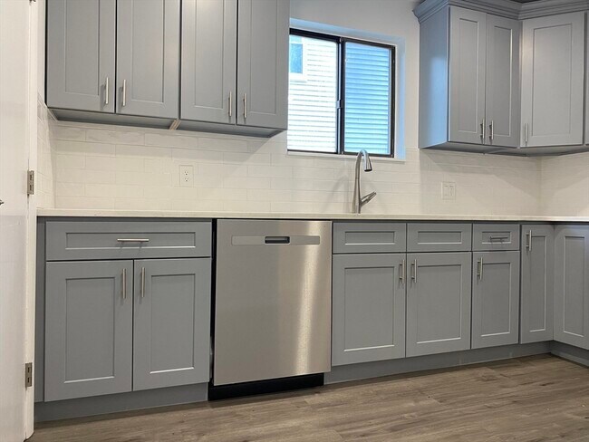 Photo - 60-62-62 Nonantum St Unit 2