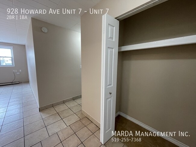 Photo - SPACIOUS 2 BED/1BATH IN CENTRAL WINDSOR + HYDRO Unité 7