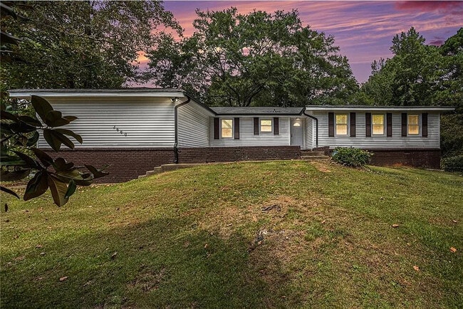 3660 Eagle Woods Cir