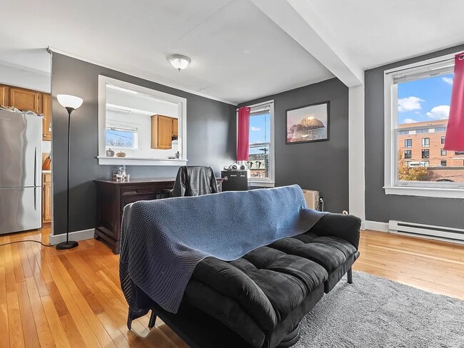 58 Portland St Unit 109