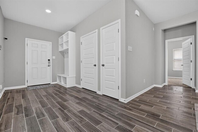 Photo - 105 Drifter Ln