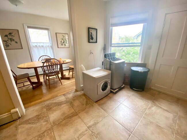 Photo - 14 Fisk Pl Apartments Unit 1