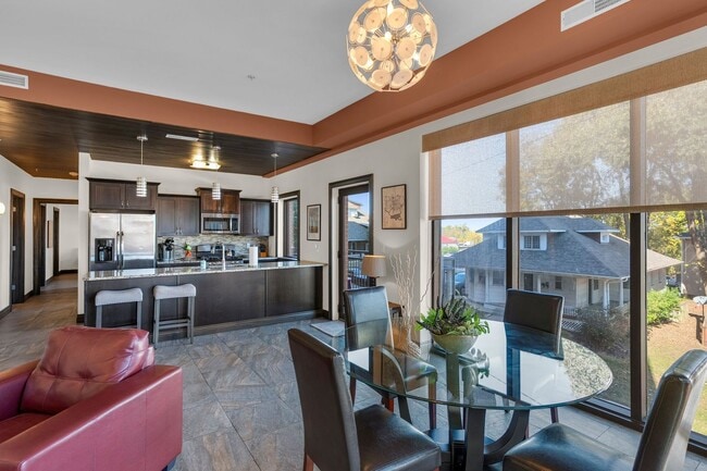 North Light Luxury Lofts