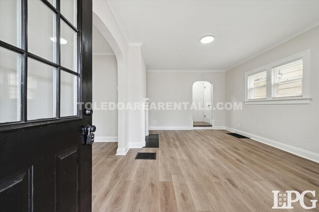 Photo - 3606 Revere Dr