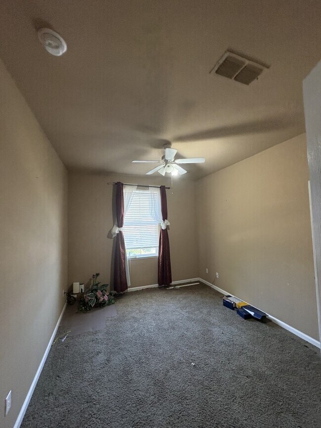 Photo - 11718 Kouros Way