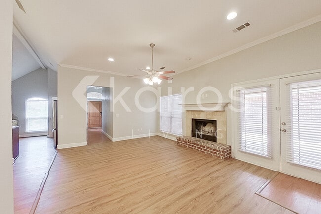 Photo - 2105 SE 42nd Ave