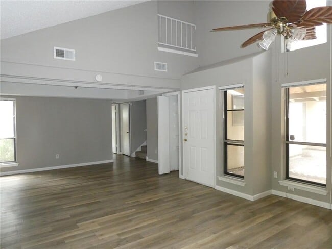 Photo - 8607 Fathom Cir