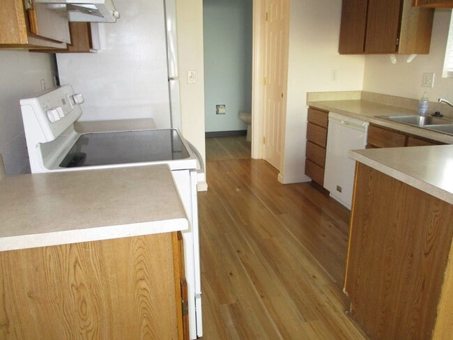 Photo - 120-1 Unidad 147