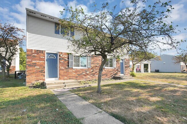 Photo - 1660 E 25th Ave