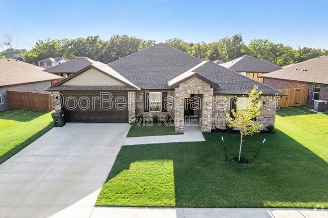 Building Photo - 2709 Stonecreek Dr Rental
