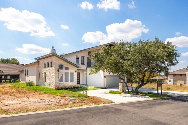 Photo - 515 Free Rein