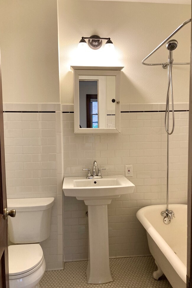 Photo - 2021 E Park Pl