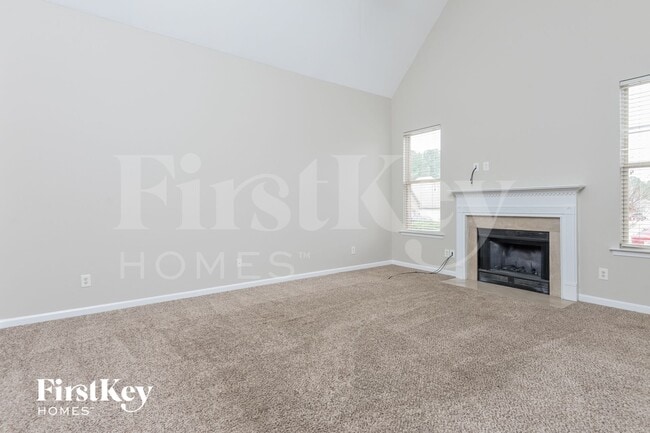 Photo - 1000 Medinah Dr