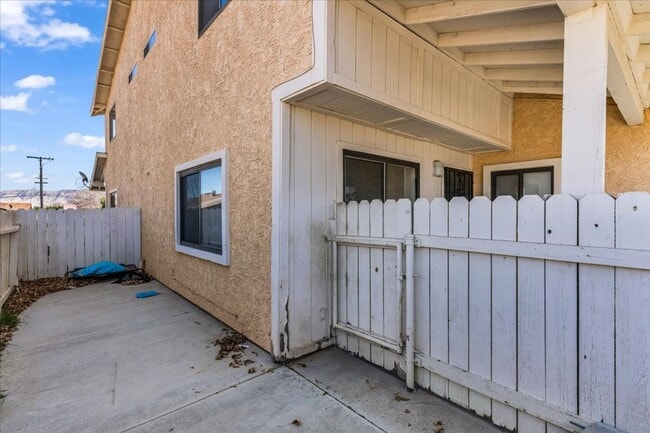 Photo - Spacious 2-Bedroom Townhome in Hesperia, CA! Unidad 3