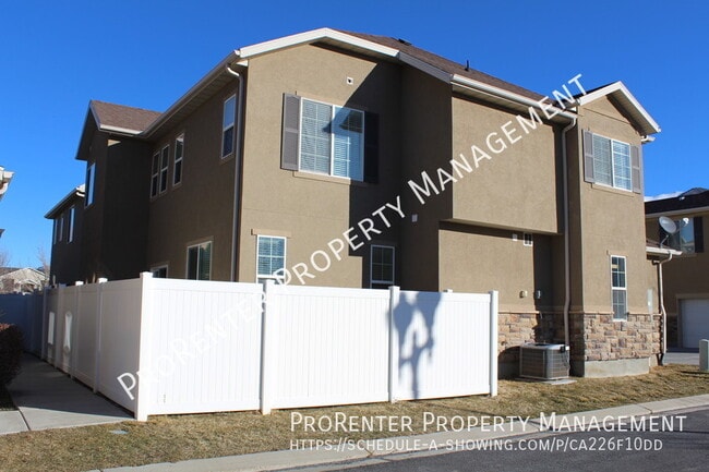 Photo - 1412 E 6125 S