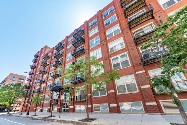 Photo - 420 S Clinton St Condo Unit 805