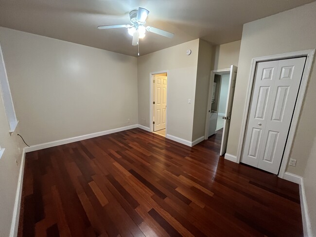 Photo - 2135 S 5th St Unidad 2nd Fl