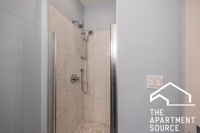 Photo - 1432 W Jonquil Ter Unidad 2