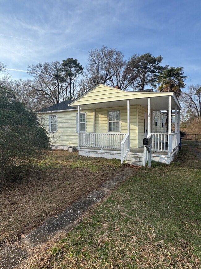 Photo - 503 Nelson Dr