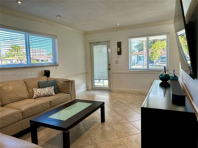 Photo - 2931 SW 25th St Unit 2931